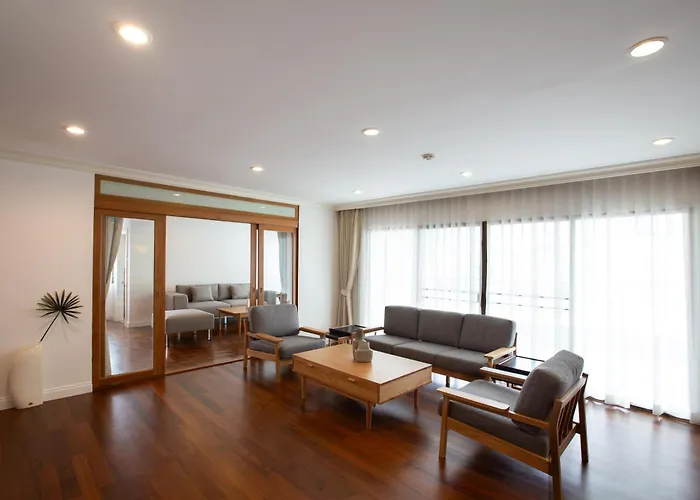 Apartahotel Baan Sawasdee 4*